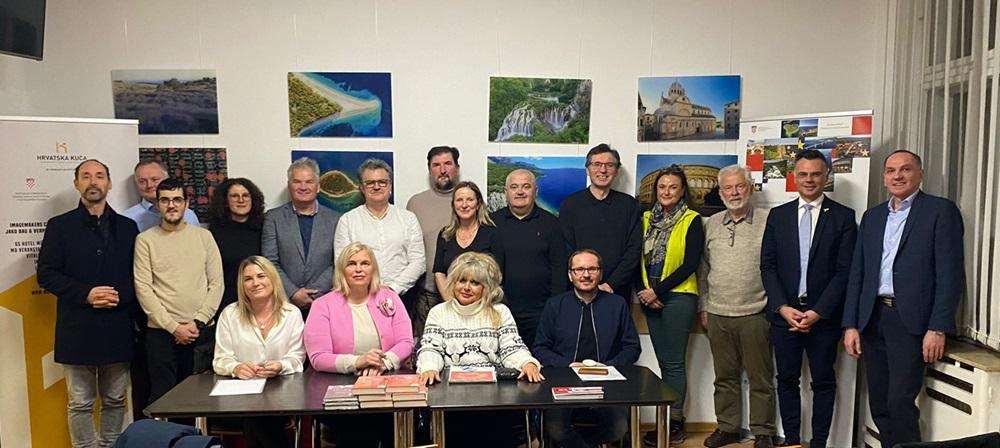 NOVO VODSTVO HRVATSKE KUĆE U MÜNCHENU: Fokus na očuvanje kulture i širenje suradnje NOVO VODSTVO HRVATSKE KUĆE U MÜNCHENU: Fokus na očuvanje kulture i širenje suradnje