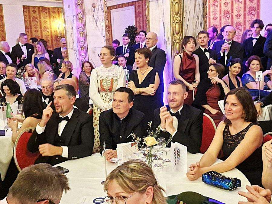 U NAZOČNOSTI PREKO 1.000 GOSTIJU: U Beču održan 78. Hrvatski bal. Uveličali ga Ladinci iz južnog Tirola i brojni veleposlanici Visoki gosti iz Južnog Tirola