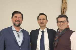 DR. MIRO KOVAČ U MÜNCHENU: Europa djeluje obezglavljeno, velike države su izgubile sposobnost strateškog djelovanja DR. MIRO KOVAČ U MÜNCHENU: Europa djeluje obezglavljeno, velike države su izgubile sposobnost strateškog djelovanja