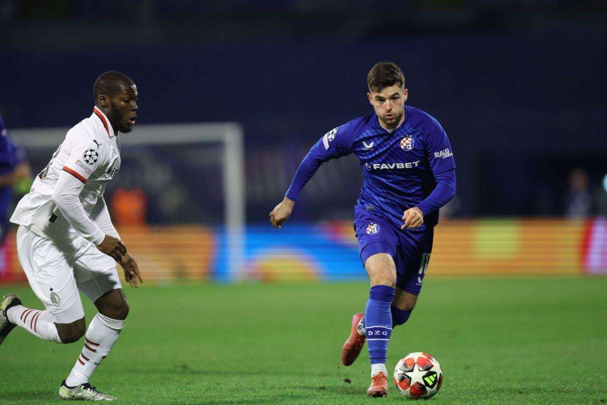 SLAVLJE I TUGA U MAKSIMIRU: Unatoč 2:1 pobjedi nad Milanom, Dinamo ispao iz Lige prvaka Martin Baturina s loptom / Foto: Hina