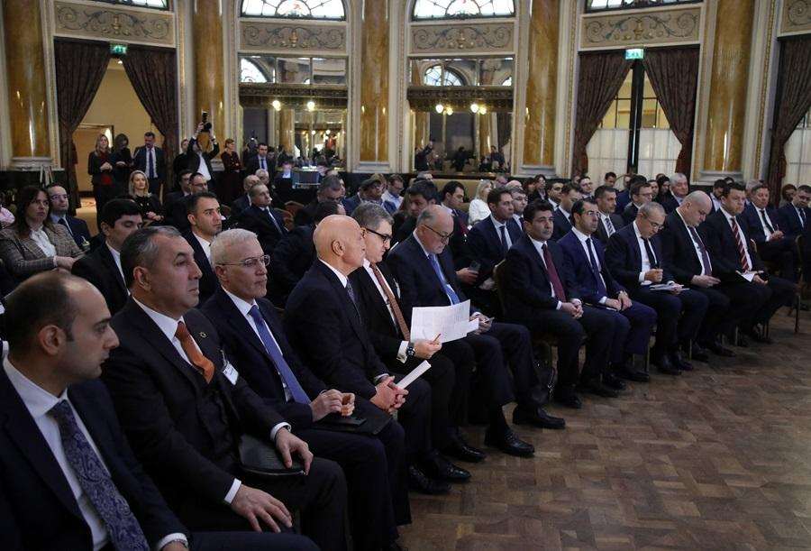 ULAGANJA I POTENCIJALNA SURADNJA: Hrvatsko-azerbajdžanski gospodarsko-investicijski forum Hrvatsko-azerbajdžanski gospodarsko-investicijski forum, u sklopu službenog posjeta ministra gospodarstva Republike Azerbajdžana Mihaila Jabarova / Foto: Hina