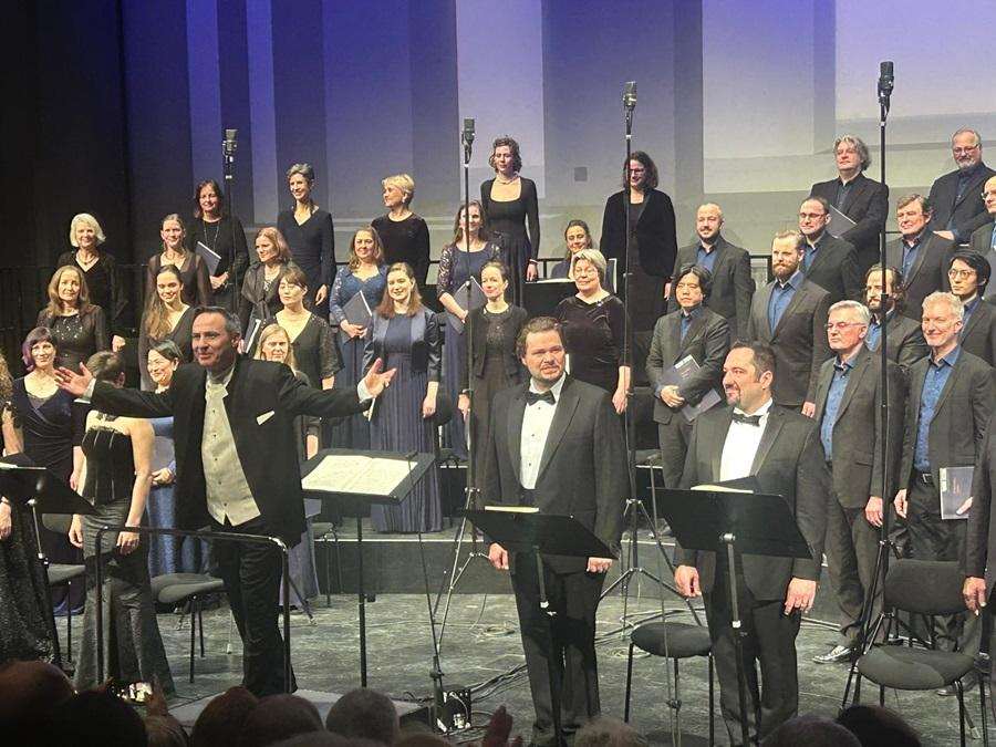 GLAZBENI SPEKTAKL U MÜNCHENU: U prepunoj dvorani upriličena je izvedba "Hrvatske Mise" U Münchenu je upriličena je izvedba "Hrvatske Mise" / Foto: Neda Caktaš