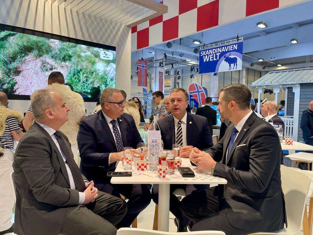 U ESSENU DO 23. VELJAČE: Ovogodišnja Zemlja partner sajma REISE + CAMPING je Hrvatska! Sastanak u Essenu / Foto: Fenix (SIM)