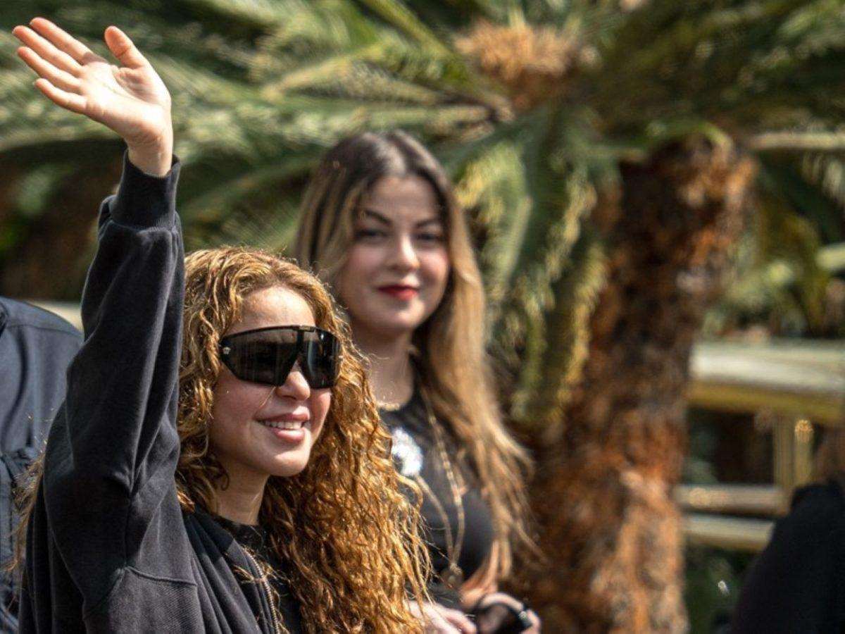 NAKON ŠTO JE OTPUŠTENA IZ BOLNICE: Kolumbijska pjevačica Shakira zaputila se na Nacionalni stadion Peru u Limi kako bi održala koncert Kolumbijska pjevačica Shakira / Foto: Anadolu