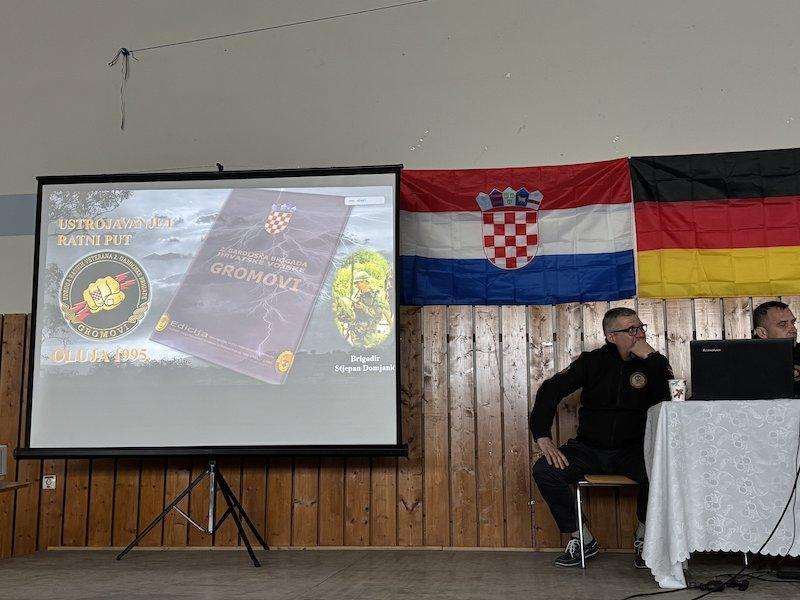 HEROJI DOMOVINSKOG RATA MEĐU ISELJENICIMA: Zajedništvom domovinske i iseljene Hrvatske ostvarena je pobjeda u Domovinskom ratu HEROJI DOMOVINSKOG RATA MEĐU ISELJENICIMA: Zajedništvom domovinske i iseljene Hrvatske ostvarena je pobjeda u Domovinskom ratu