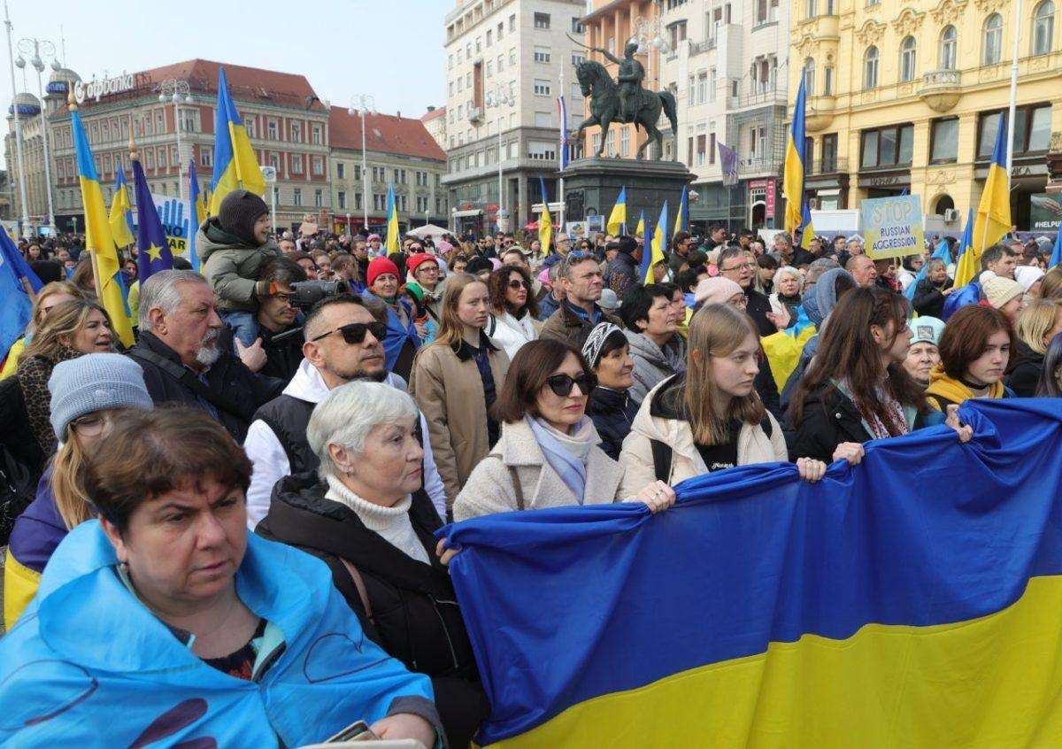 SKUP PODRŠKE UKRAJINI U ZAGREBU: Od EU i SAD-a se očekuje da ulože napore kako bi se povukle agresorske snage i stvorio pravedan i konačan mir Skup podrške Ukrajini u Zagrebu / Foto: Hina