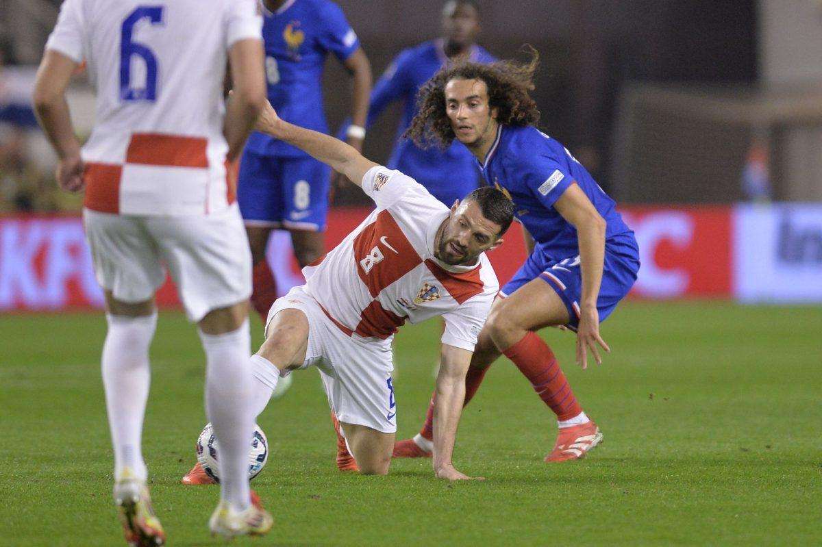 VELIČANSTVENA POBJEDA NA POLJUDU: Hrvatska sjajnom igrom i pogocima Budimira i Perišića s 2:0 savladala Francusku Detalj s utakmice Hrvatska - Francuska / Foto: Hina