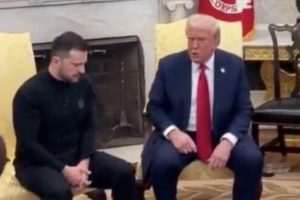 IZJAVE NAKON ŽESTOKE RASPRAVE U BIJELOJ KUĆI: Trump priznao kako je sastanak s ukrajinskim predsjednikom bio neuspjeh jer je ukrajinski lider pretjerao – Zelenski izjavio da želi pravedan i trajan mir, ali i sigurnosna jamstva Volodimir Zelenski i Donald Trump / Foto: Anadolu