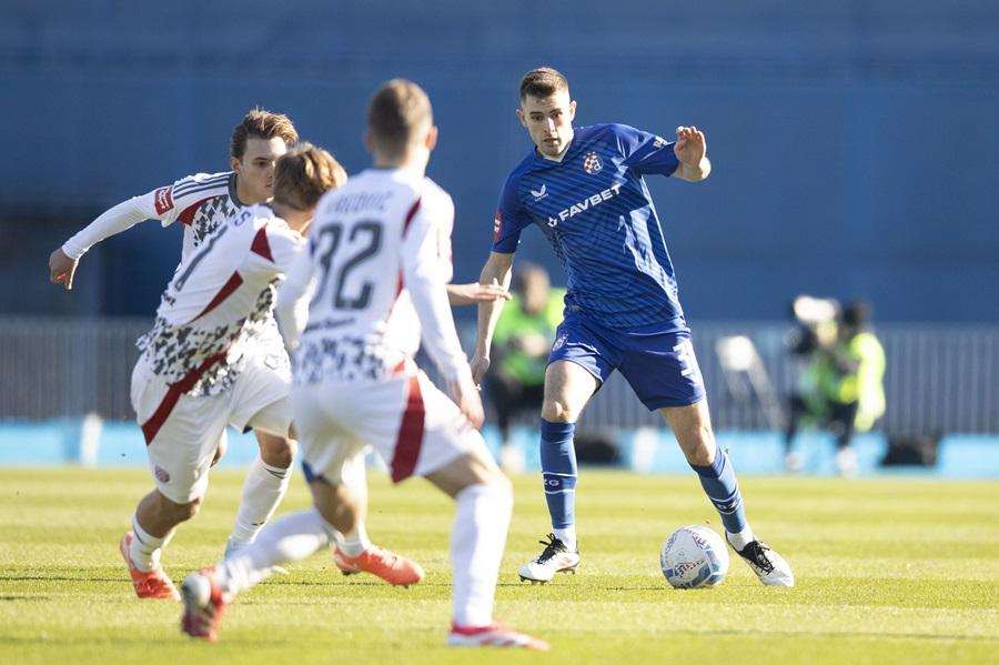 LUDNICA NA MAKSIMIRU: Hajduk u sudačkoj nadoknadi izjednačio, borba za trofej se nastavlja Bartol Franjić / Foto: Hina