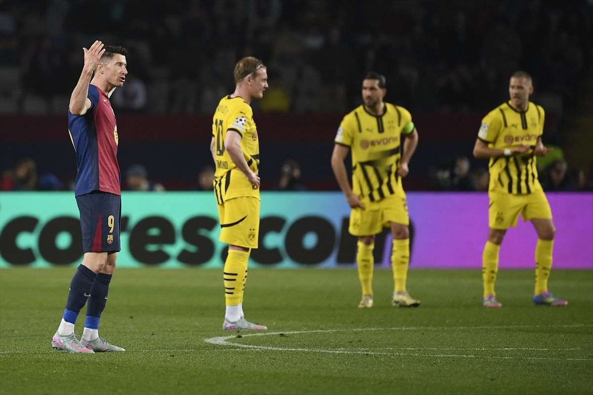 LIGA PRVAKA: PSG preokretom svladao Aston Villu, uvjerljiva 4:0 pobjeda Barcelone nad Kovačevom momčadi koja je korak do ispadanja Detalj s utakmice Barcelona - Borussia Dortmund / Foto: Anadolu