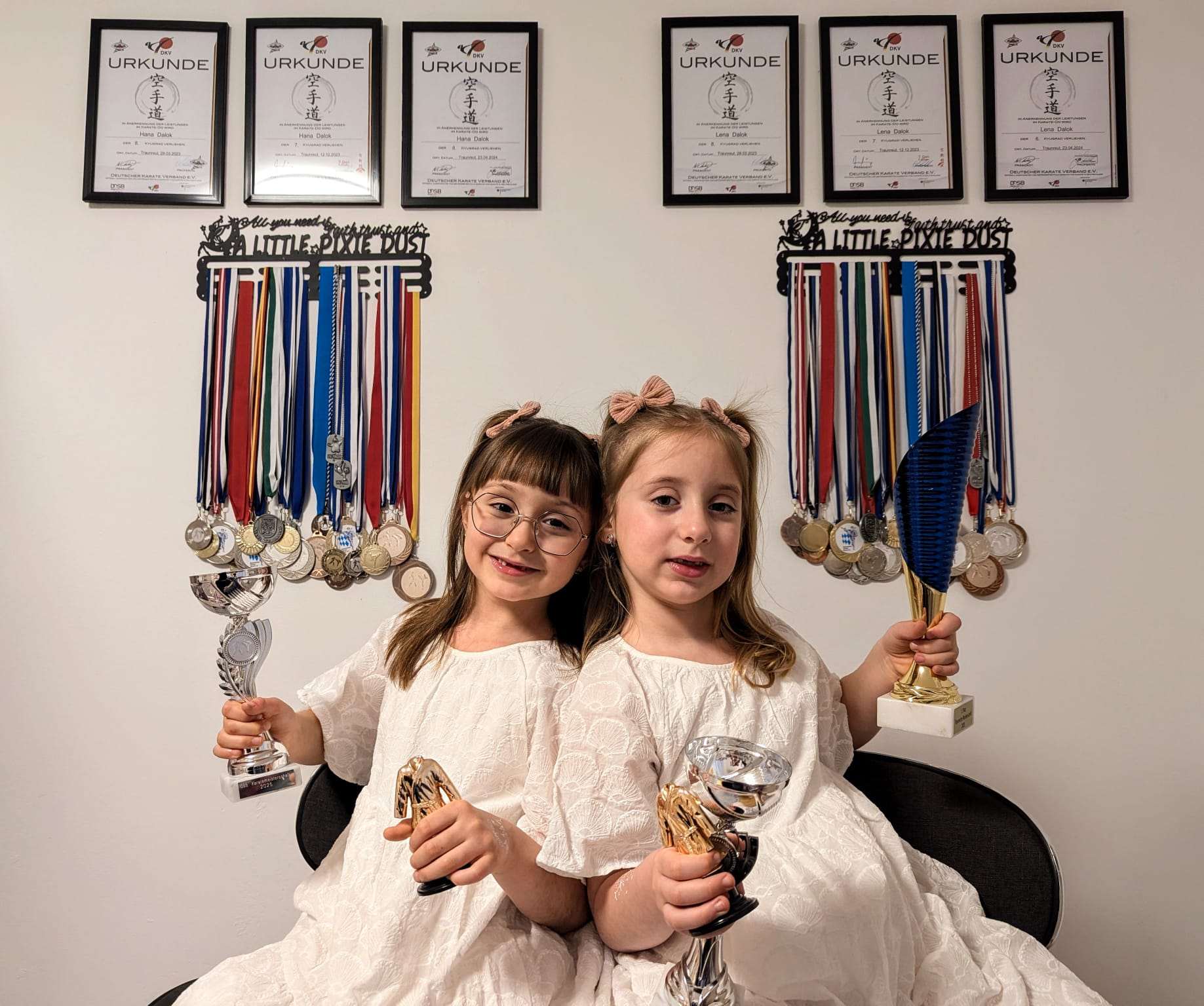 MALE HRVATICE IZ TRAUNREUTA: Lena i Hana Đalok pišu sportsku priču za pamćenje u Njemačkoj Lena i Hana Đalok / Foto: Fenix (Ljiljana Đalok)