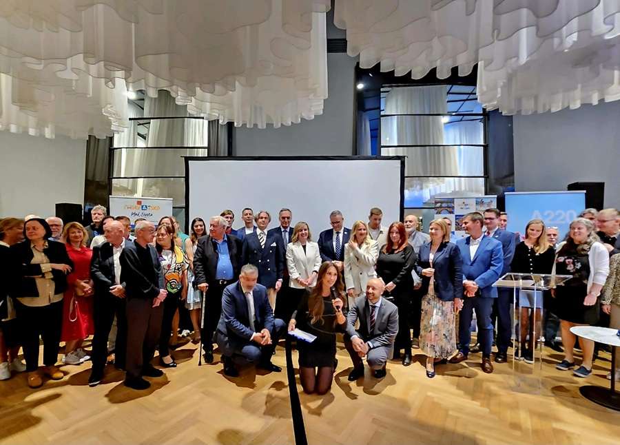 U PRAGU PREDSTAVLJENE NOVOSTI HRVATSKE TURISTIČKE PONUDE: Croatia Airlines uveo novu sezonsku liniju Zagreb – Prag Prezentacija u Pragu / Foto: HTZ