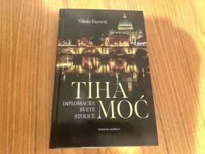 SPLIT: Predstavljena knjiga "Tiha moć - diplomacija Svete Stolice" mons. Nikole Eterovića Predstavljanje knjige Tiha moć, Diplomacija Svete Stolice mons. Nikole Eterovića (ILUSTRACIJA) / Foto: Fenix (SIM)