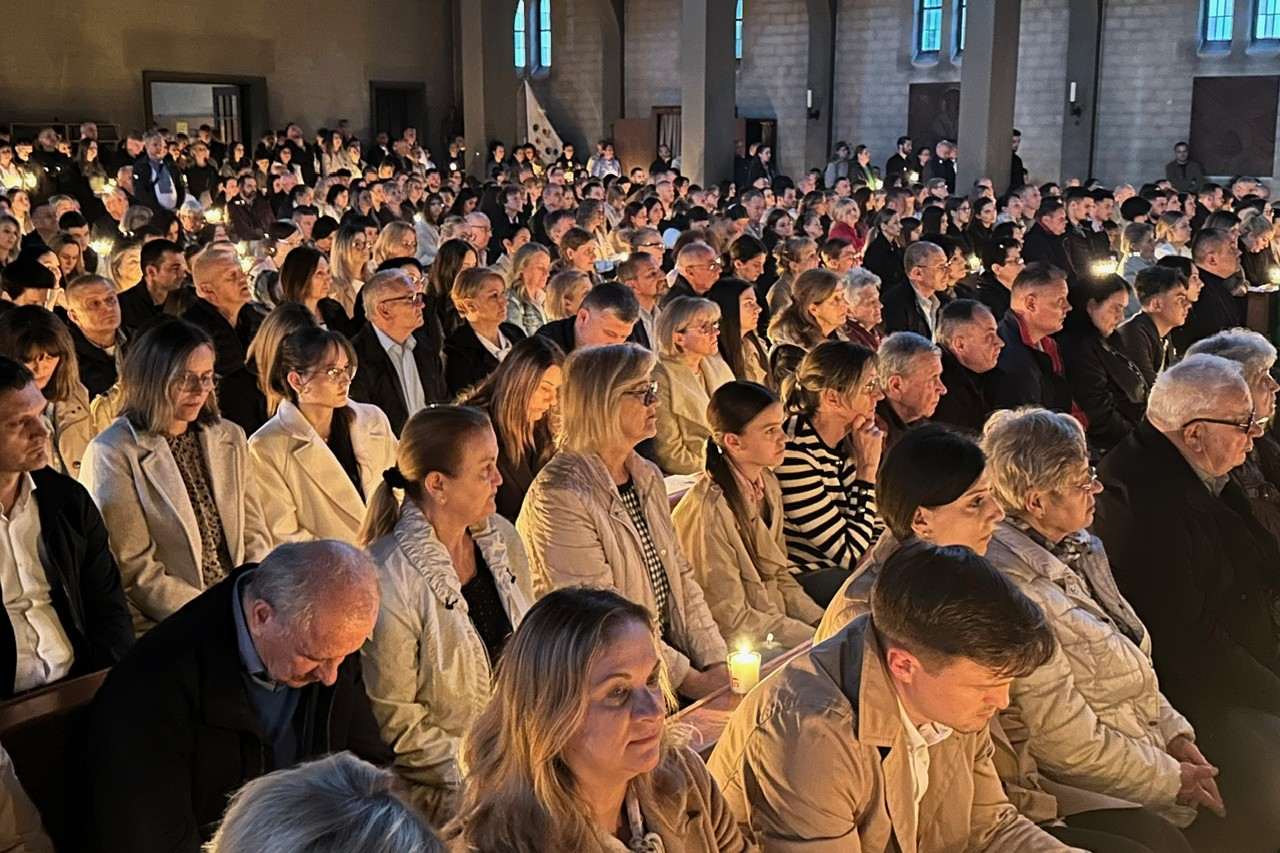 Uskrsno bdijenja u crkvi u Offenbachu / Foto: Fenix (SIM)