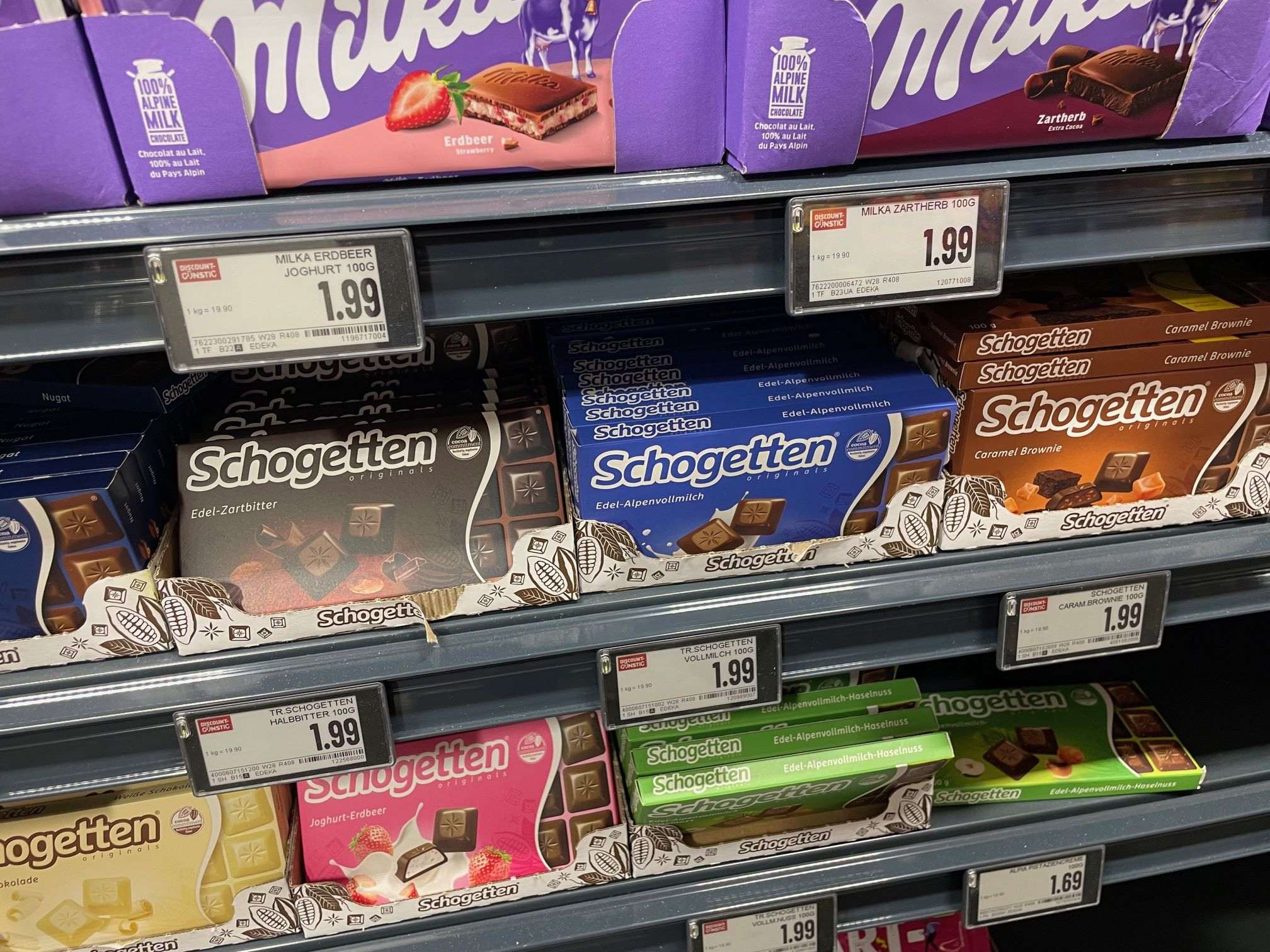 MILKA 4.99 EURA, SCHOGETTEN I RITTER SPORT 1.99 EURA: Kupci iznenađeni - Ovo su cijene čokolada u Njemačkoj Cijene čokolada/ Foto: Fenix (SČ)
