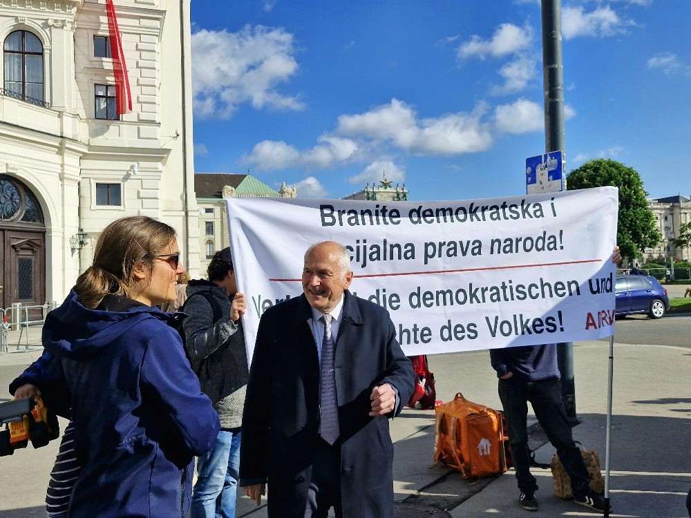 Prosvjed gradišćanskih Hrvata i koruških Slovenaca u Beču / Foto: Fenix (S. Herek)