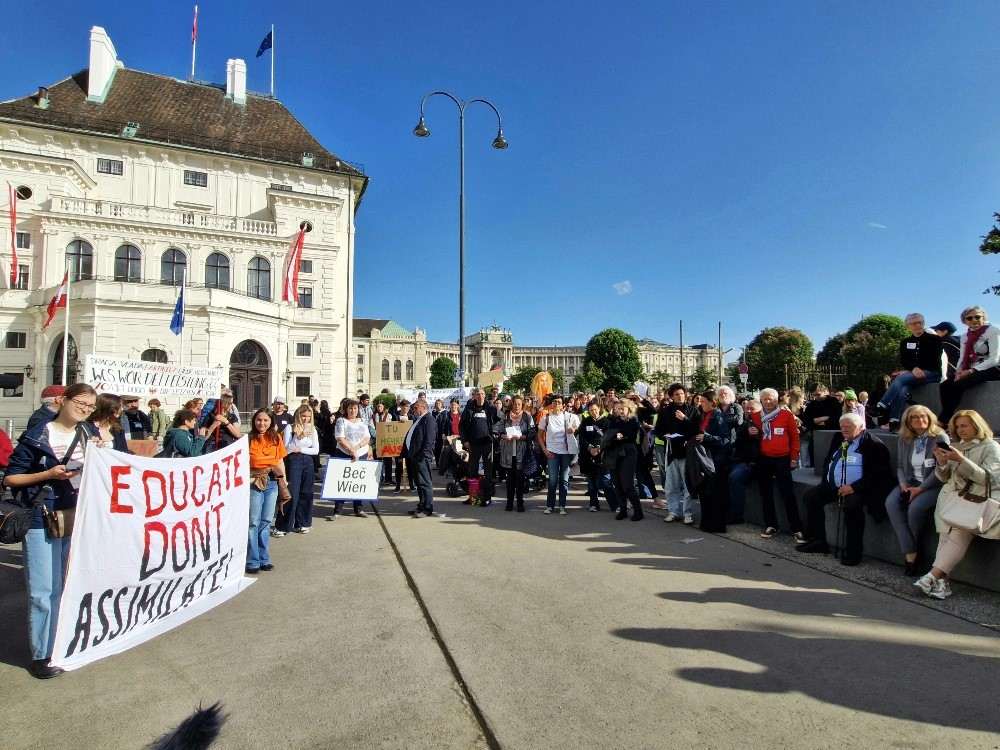 Prosvjed gradišćanskih Hrvata i koruških Slovenaca u Beču / Foto: Fenix (S. Herek)