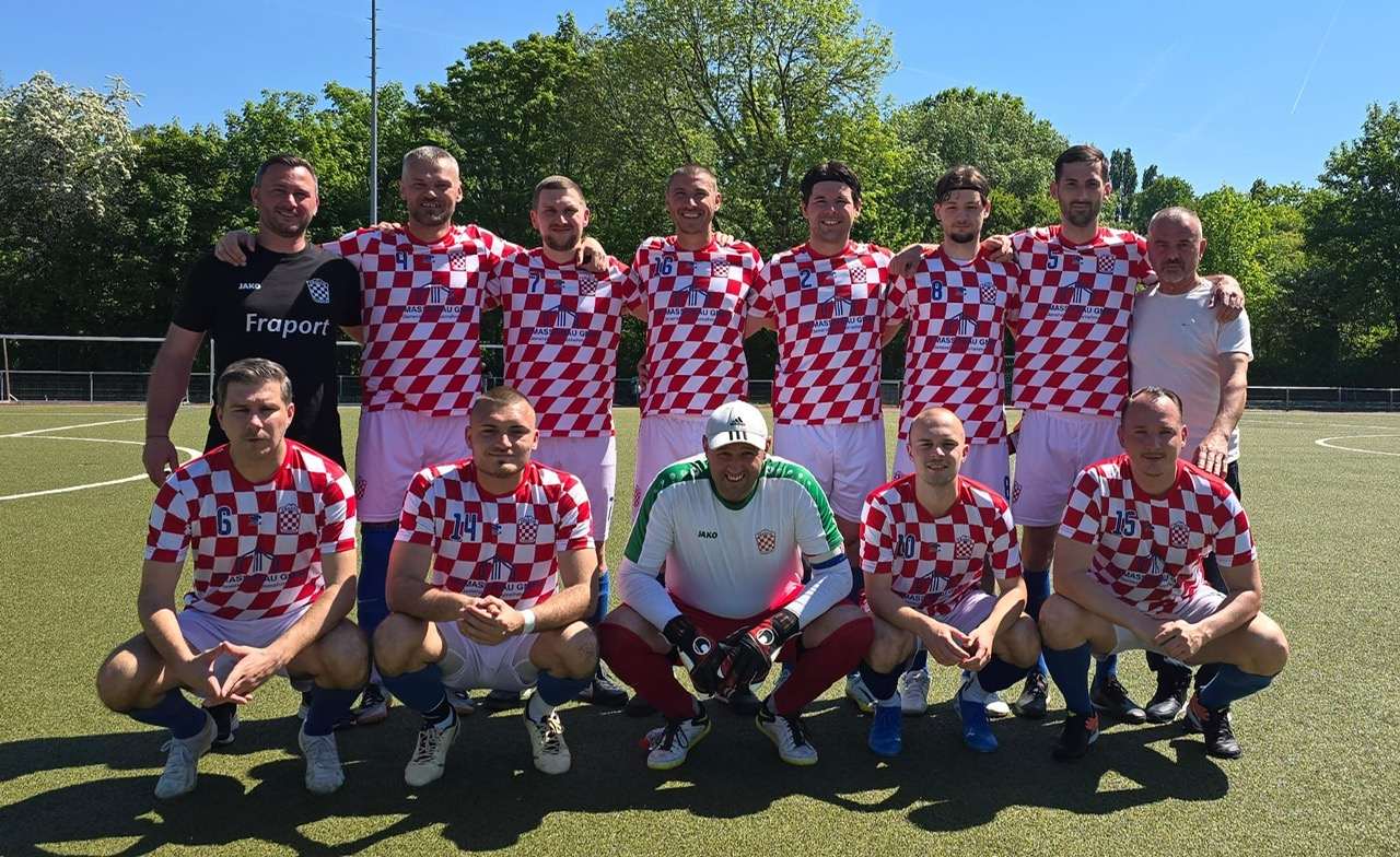 POBJEDA NAKON 6 KOLA: Croatia Frankfurt u derbiju začelja s 2:1 savladala Viktoria Preußen, Croatia II trećom uzastopnom pobjedom izbila na vrh ljestvice Druga momčad Croatije Frankfurt / Foto: Fenix (Daniel Pleša)