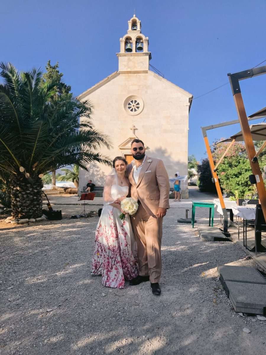 LJUBAV NA OTOKU TIŠINE: Agnes i Florian iz Münchena izrekli sudbonosno "da" na bajkovitom Vrniku