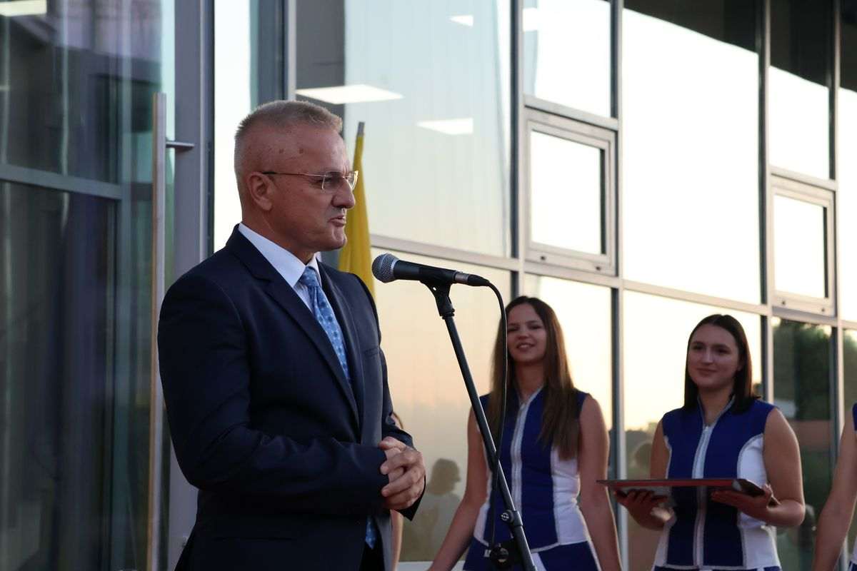 MILAS U STOCU: Hrvatska će i dalje ulagati gdje žive Hrvati i gdje ljudi žele kvalitetniji život Zvonko Milas / Foto: HNS BiH