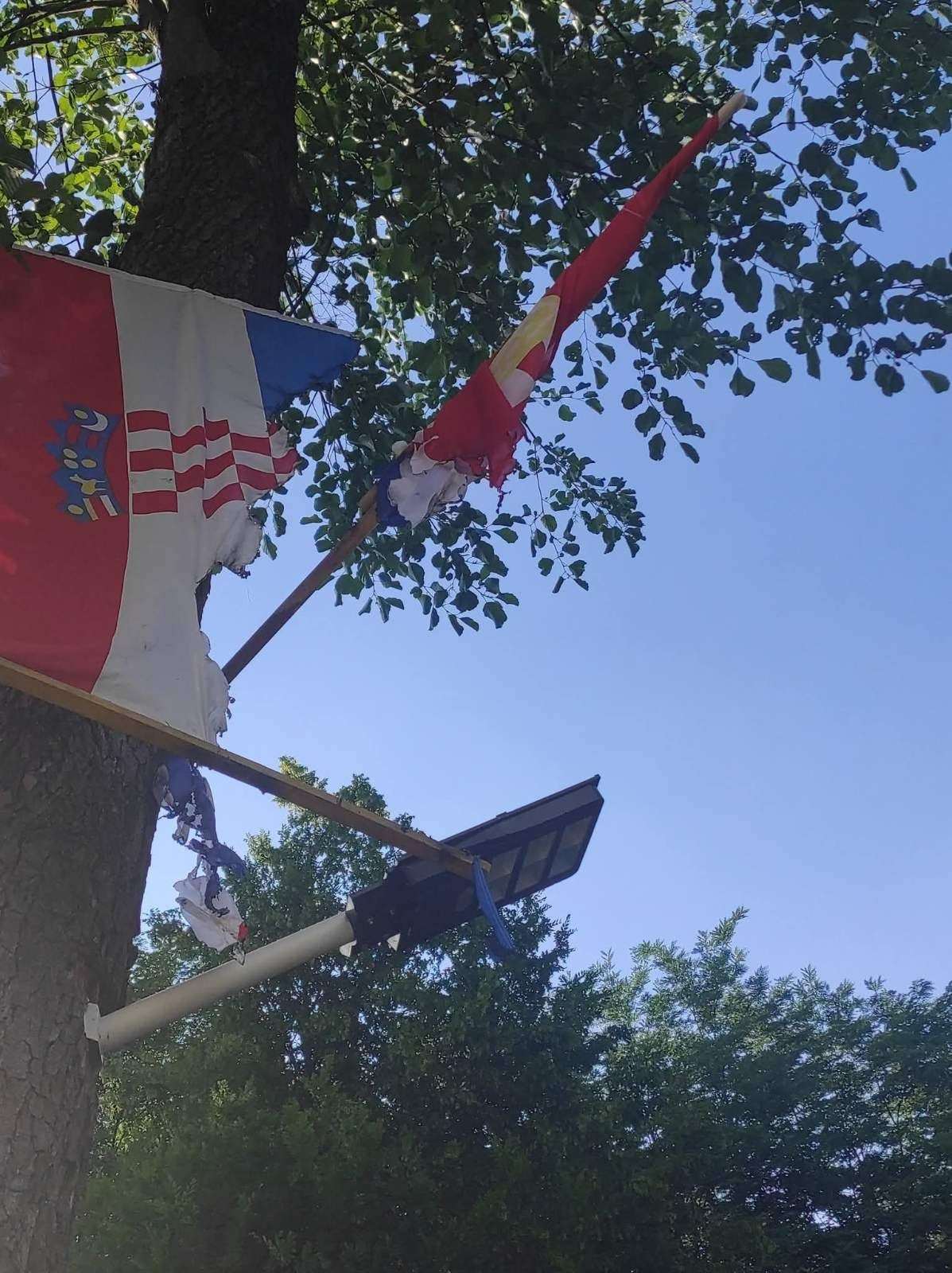IZLJEV MRŽNJE: U Žepču zapaljena hrvatska zastava na dan Thompsonova koncerta u Zagrebu