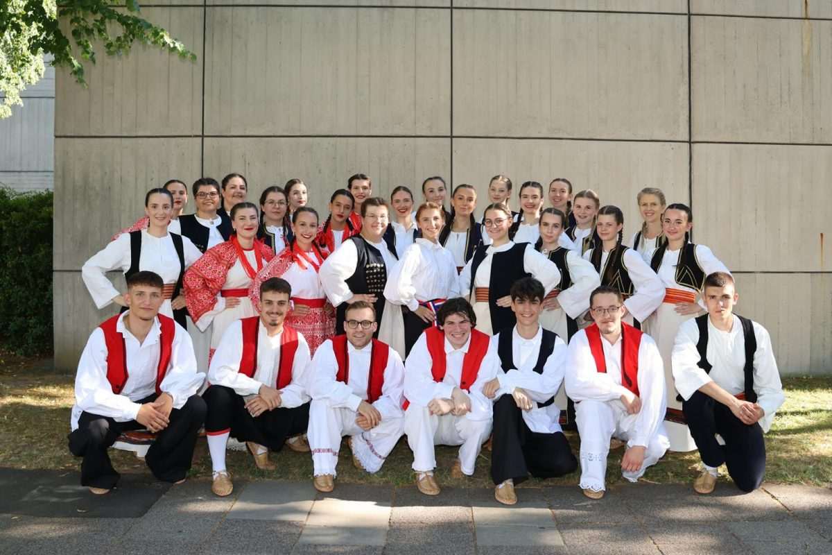 U RITMU TRADICIJE: Prvi folklorni koncert u Karlsruheu okupio velik broj Hrvata Folklorni koncert u Karlsruheu / Foto: Fenix (Jelena Trieb)
