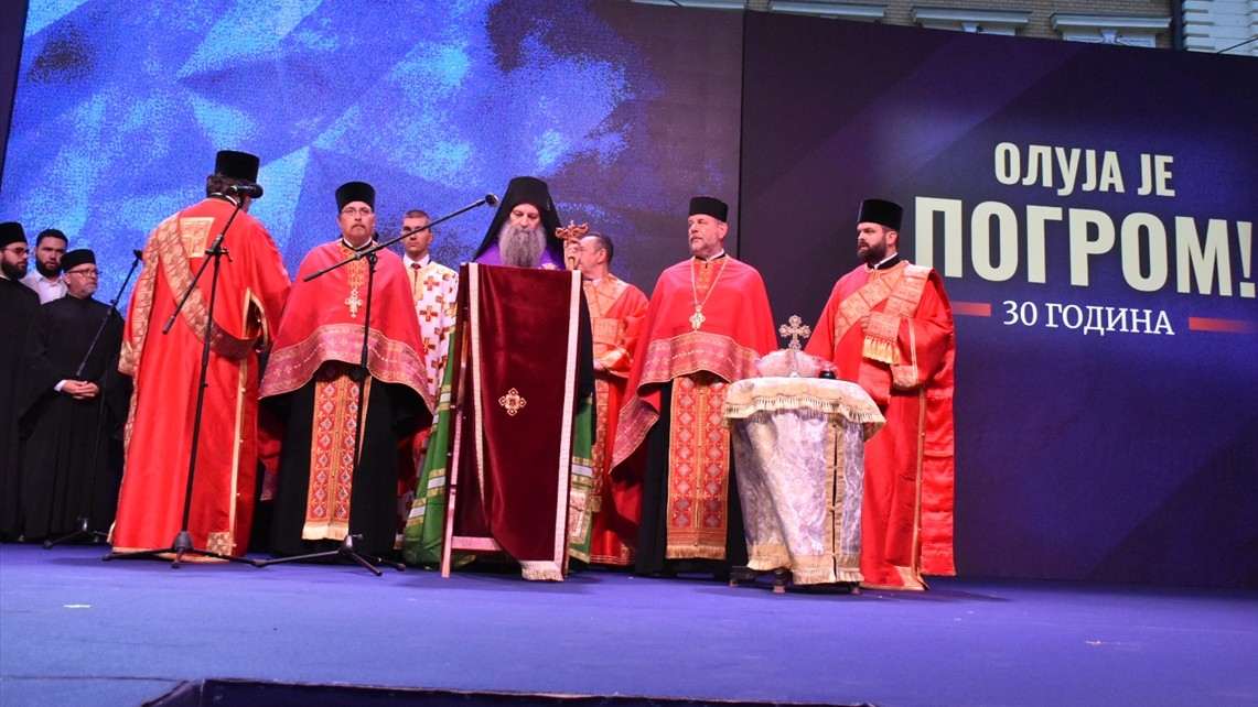 VUČIĆ OPET PRIJETI: "Nijedna vam više Oluja uspjeti neće i nikada slobodu Srbinu više nećete ugroziti" VUČIĆ OPET PRIJETI: "Nijedna vam više Oluja uspjeti neće i nikada slobodu Srbinu više nećete ugroziti"