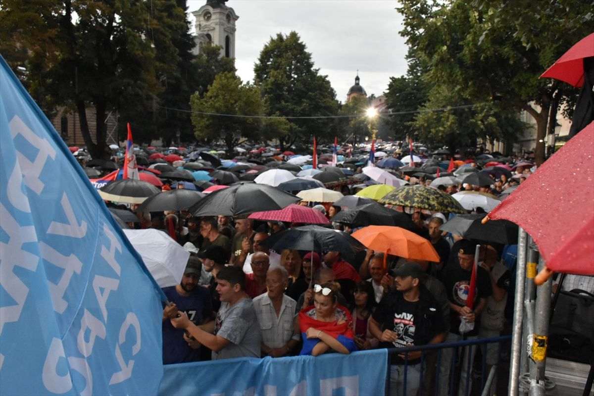 VUČIĆ OPET PRIJETI: "Nijedna vam više Oluja uspjeti neće i nikada slobodu Srbinu više nećete ugroziti" VUČIĆ OPET PRIJETI: "Nijedna vam više Oluja uspjeti neće i nikada slobodu Srbinu više nećete ugroziti"