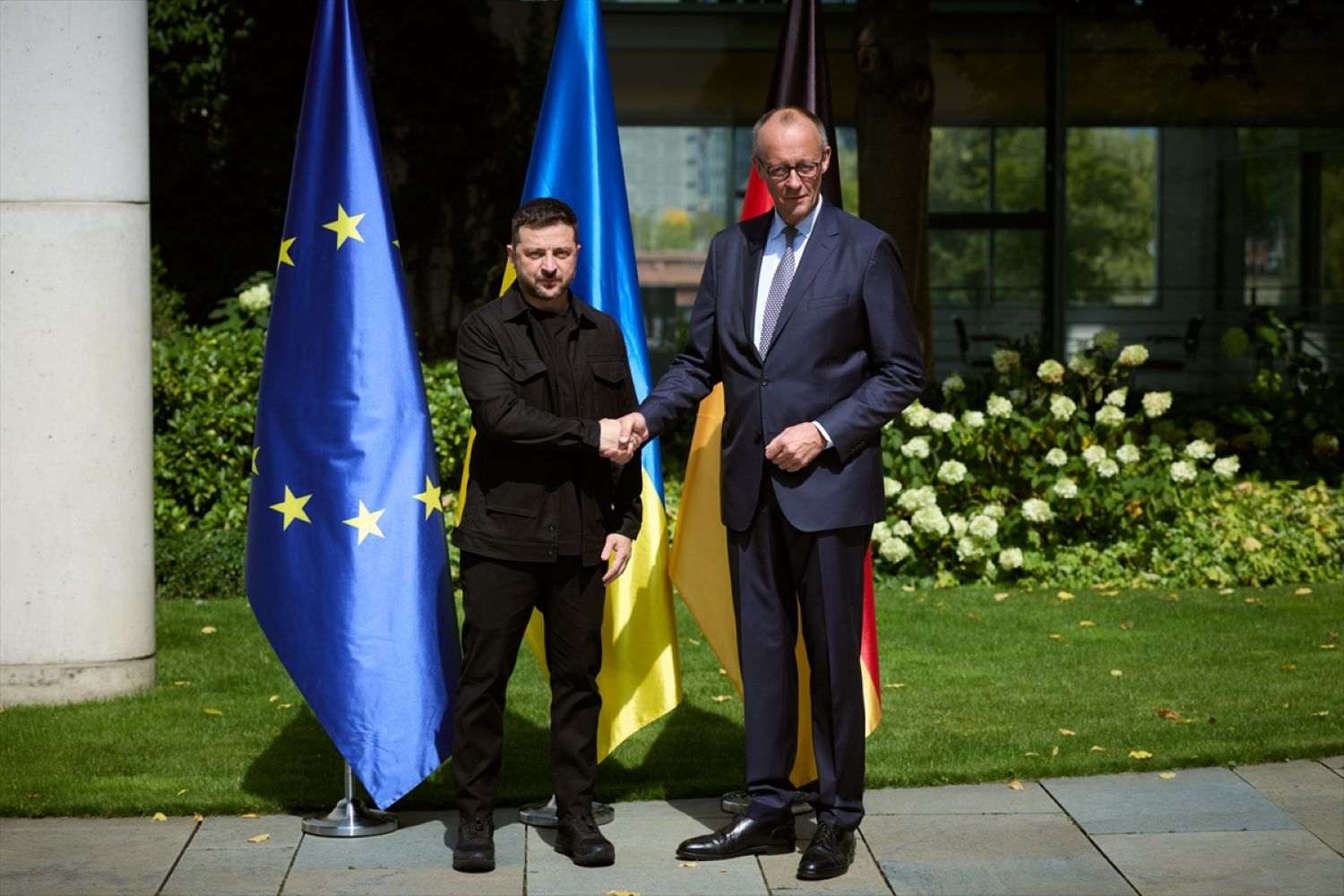 „CRVENI TEPIH ZA PUTINA“: Je li se Trump uskladio s Putinom bez da je sam ruski predsjednik učinio ikakve vidljive ustupke? „CRVENI TEPIH ZA PUTINA“: Je li se Trump uskladio s Putinom bez da je sam ruski predsjednik učinio ikakve vidljive ustupke?
