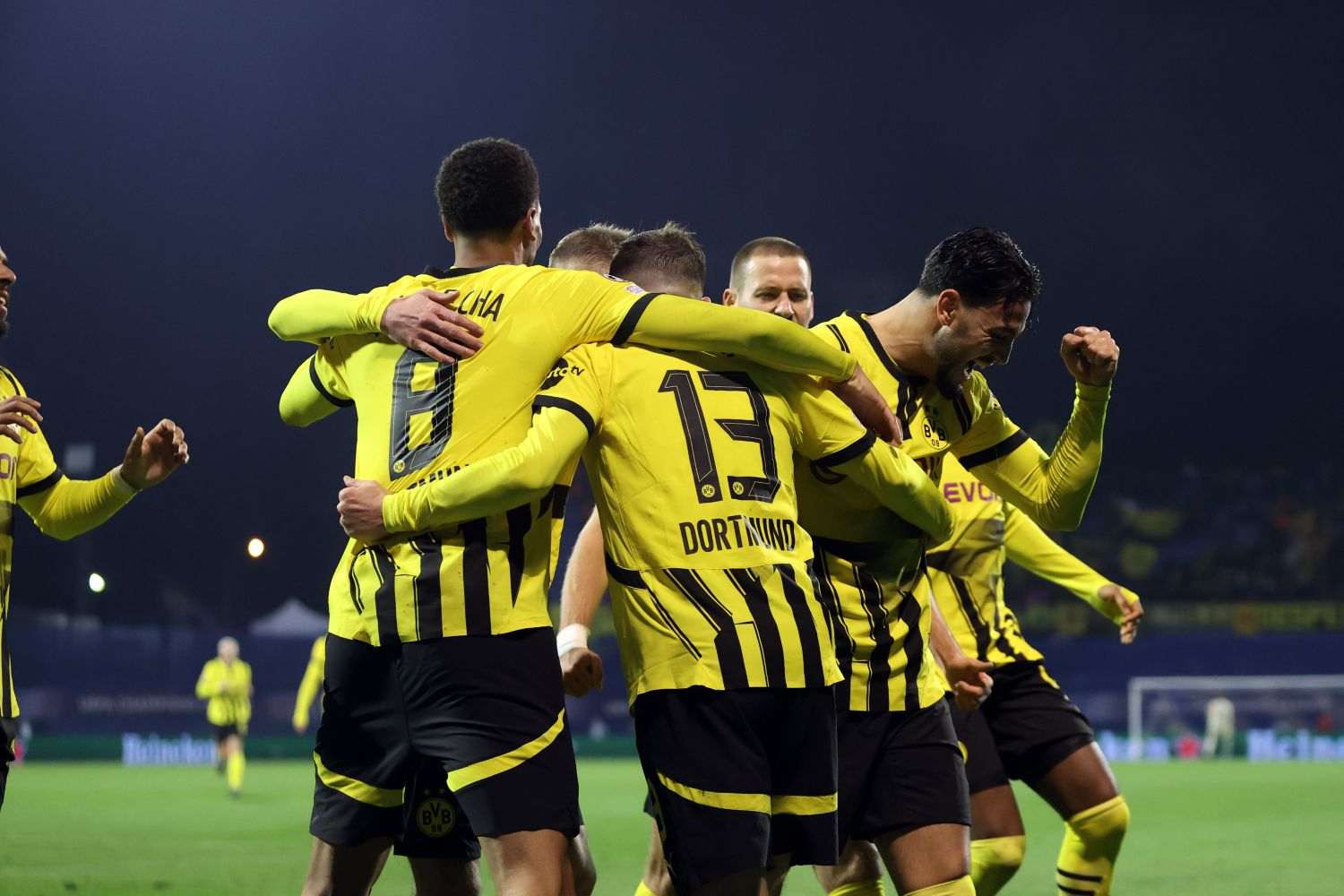 REZULTATI LIGE PRVAKA: PSG slavio u Barceloni, Borussia (D) s 4:1 pregazila Athletic (B), Monaco i Manchester City odigrali 2:2, Napoli bolji od Sportinga, remi Villarreala i Juventusa REZULTATI LIGE PRVAKA: PSG slavio u Barceloni, Borussia (D) s 4:1 pregazila Athletic (B), Monaco i Manchester City odigrali 2:2, Napoli bolji od Sportinga, remi Villarreala i Juventusa