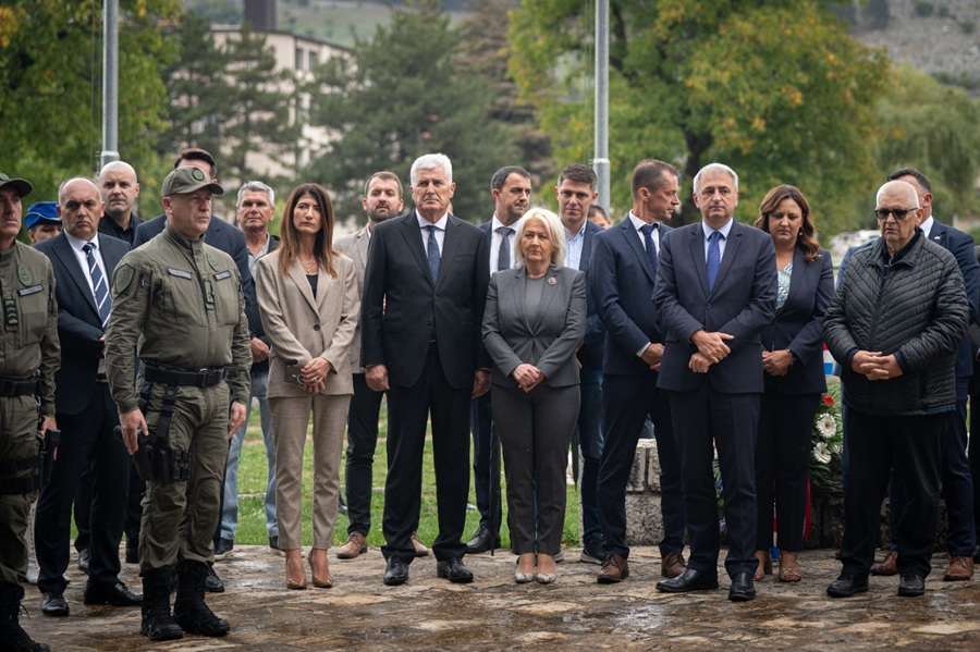 1133. OBLJETNICA LIVNA: "Čuvamo uspomenu na sve koji su kroz tisućljeće gradili ovaj grad" Dan grada Livna / Foto: HNS BiH