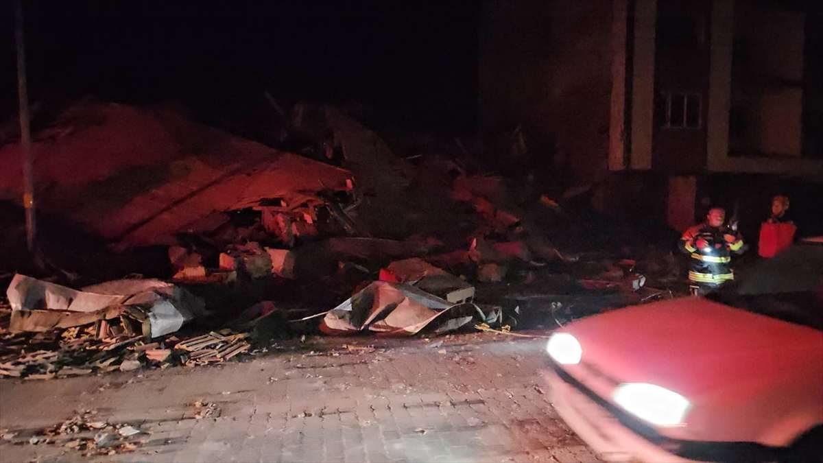 TURSKA OPET NA UDARU: Novi potres magnitude 6,1 izazvao strah među stanovnicima
