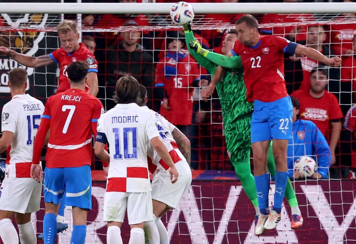 HRVATSKA NA PRAGU NASTUPA NA SP: Vatreni protiv Češke u Pragu uzeli bod i zadržali prvo mjesto u skupini