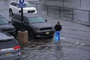 SVE SE DOGODILO JAKO BRZO: U New Yorku otkazano više od 1.000 letova, ima mrtvih
