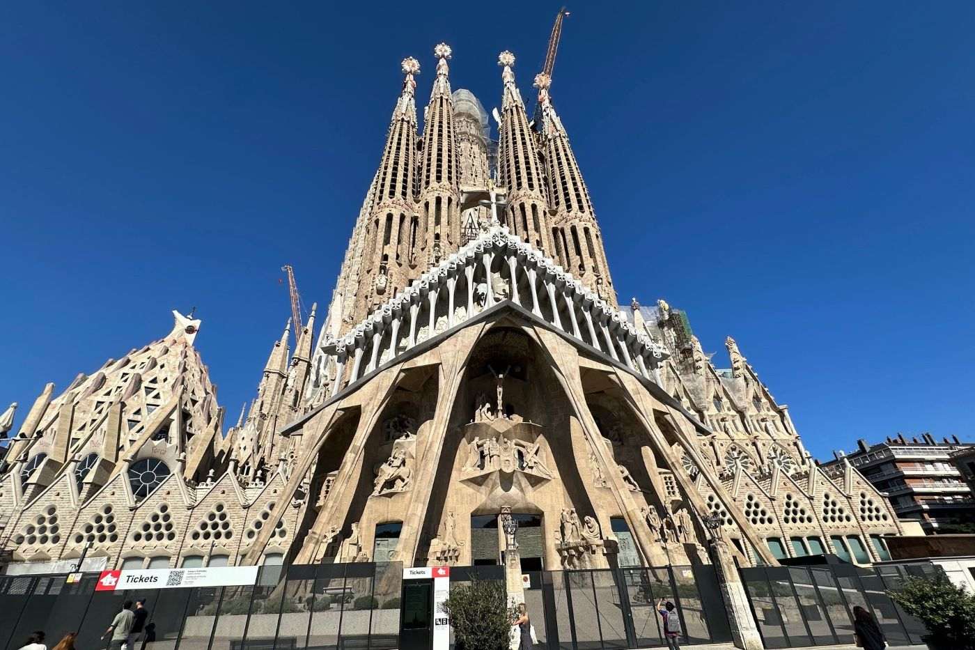 NAKON 143 GODINE GRADNJE: Bazilika „Sagrada Familia“ sa 162,91 metar postala najviša crkva na svijetu