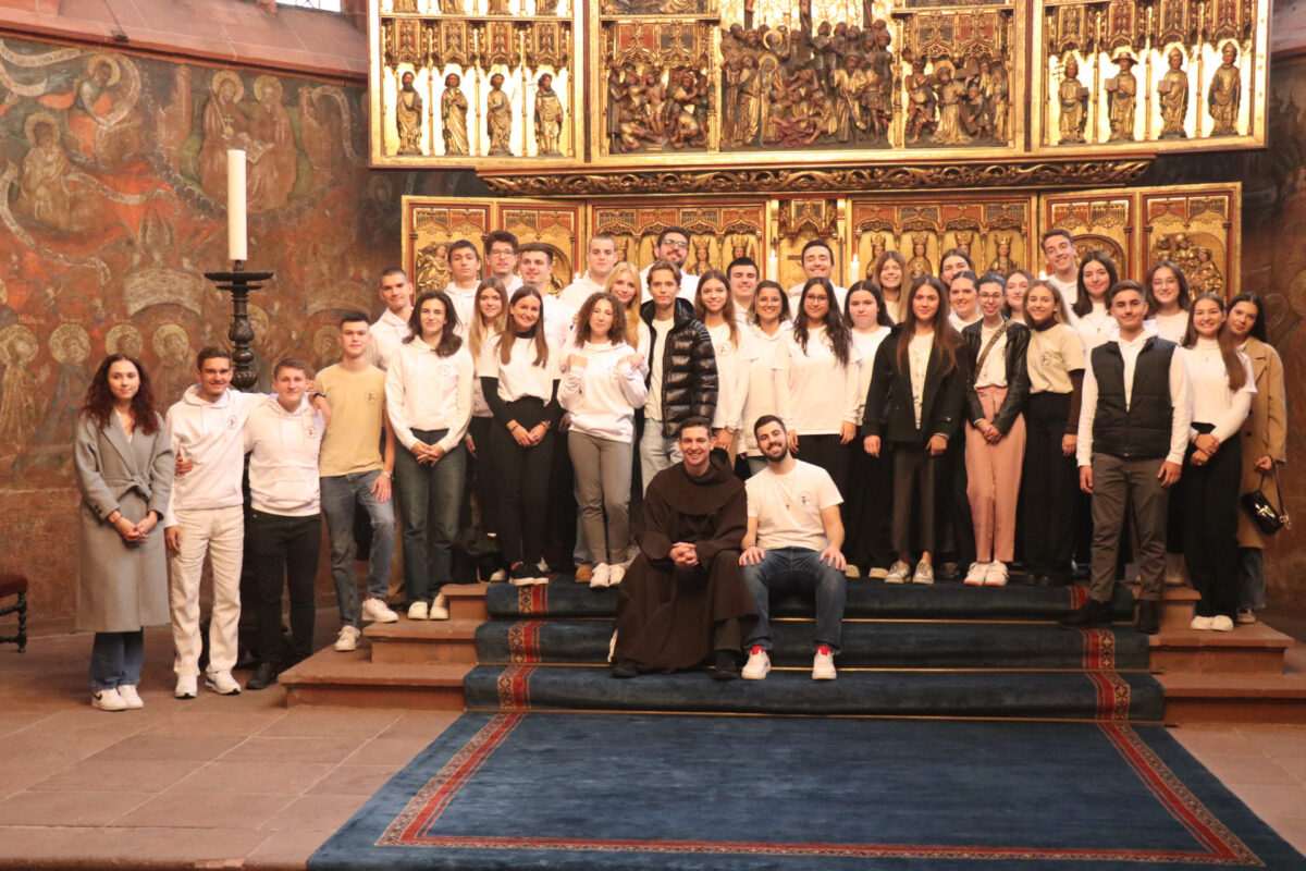 ZAJEDNIŠTVO, MOLITVA I PJESMA: Proslava svetkovine sv. Franje Asiškog u HKŽ Frankfurt am Main ZAJEDNIŠTVO, MOLITVA I PJESMA: Proslava svetkovine sv. Franje Asiškog u HKŽ Frankfurt am Main