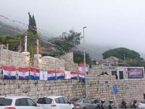 DUBROVNIK: Kapelica u hrvatskim bojama i simbolom Vukovara