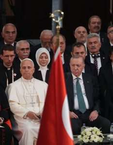 PAPA U ISTANBULU: Služio sv. misu u Katedrali Svetog Duha i istaknuo važnost Antiohije i drevnog grada Efeza za kršćanski svijet PAPA U ISTANBULU: Služio sv. misu u Katedrali Svetog Duha i istaknuo važnost Antiohije i drevnog grada Efeza za kršćanski svijet