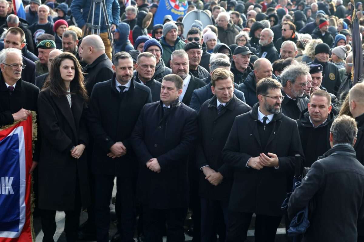SIMBOL BOLA, VJERE I DOMOLJUBLJA: 34 godine od stradanja Škabrnje