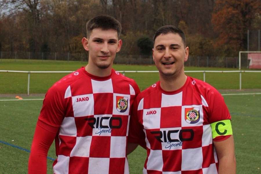 DERBI U SINGENU: Četvrta pobjeda Croatije Singen zaredom, vrh ljestvice sve bliži Vasko Milkovski i Boban Bogoeski, makedonski stoperski par Croatije Singen