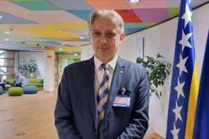 REAKCIJE NA IZJAVU HRVATSKOG MINISTRA: Komšićev kadar Kovačević i ostali bošnjački političari protiv izborne jedinice za Hrvate