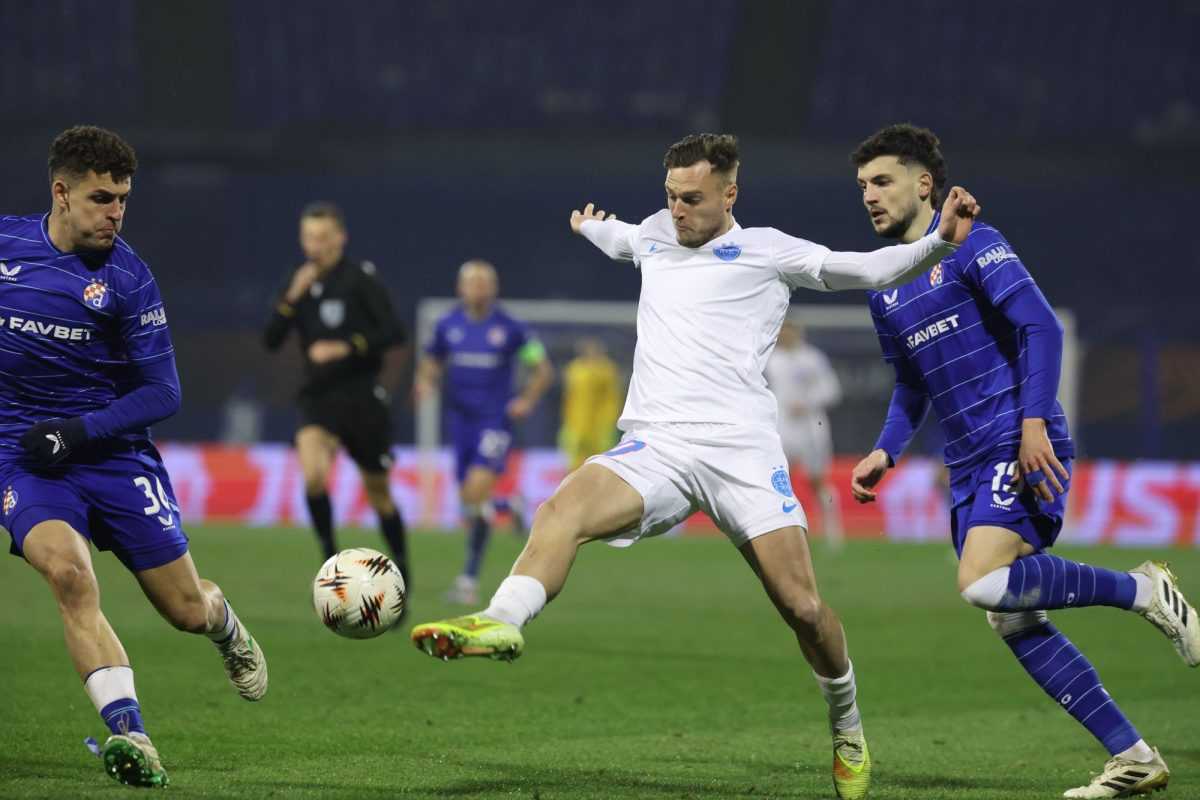 VEČER IZ SNOVA: Dinamo na Maksimiru pregazio rumunjsku momčad
