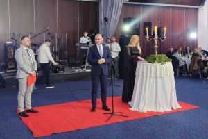JANJEVAČKA VEČER 2026.: „Nikada ne smijemo zaboraviti progone koje je hrvatski narod na Kosovu pretrpio tijekom Domovinskog rata“ JANJEVAČKA VEČER 2026.: „Nikada ne smijemo zaboraviti progone koje je hrvatski narod na Kosovu pretrpio tijekom Domovinskog rata“