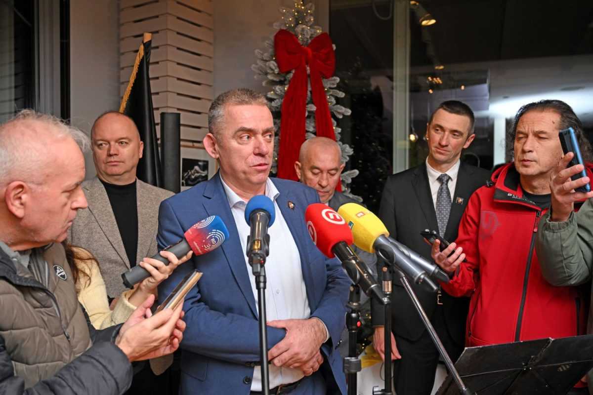 KRITIKE IZ DP-a NA RAČUN SNV-a i SPC: Udruga Hrvatski pravoslavni centar u Splitu organizirala domjenak uoči pravoslavnog Božića