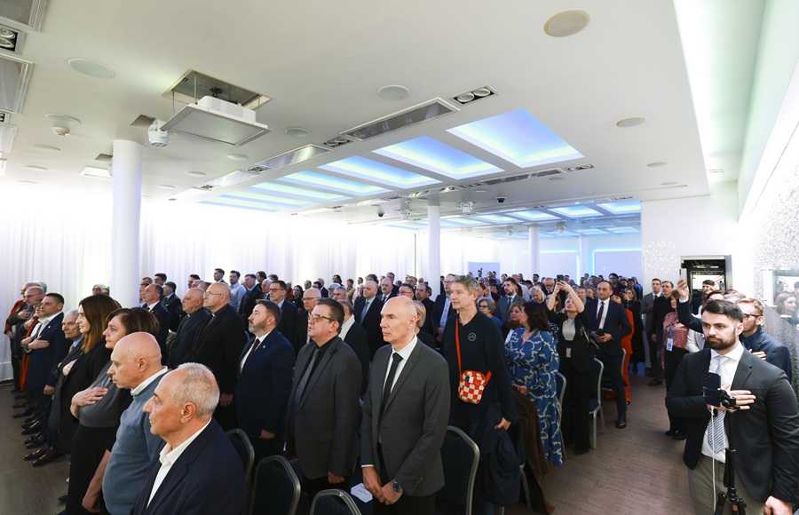 HMI JE MOST IZMEĐU DOMOVINSKE I ISELJENE HRVATSKE: Predstavljen novi svezak Hrvatskog iseljeničkog zbornika Svečana akademija 75. obljetnice Hrvatske matice iseljenika / Foto: Hina