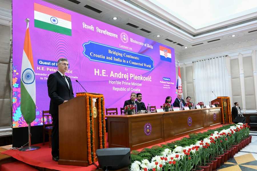 PLENKOVIĆ U DELHIJU: Indija je pouzdan partner za sigurnost, obranu i umjetnu inteligenciju Plenković održao predavanje na Sveučilištu Delhi / Foto: Hina