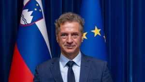 NAKON 99 POSTO PREBROJENIH GLASOVA: Robert Golob je pobjednik slovenskih izbora, osvojio mandat više od Janeza Janše NAKON 99 POSTO PREBROJENIH GLASOVA: Robert Golob je pobjednik slovenskih izbora, osvojio mandat više od Janeza Janše