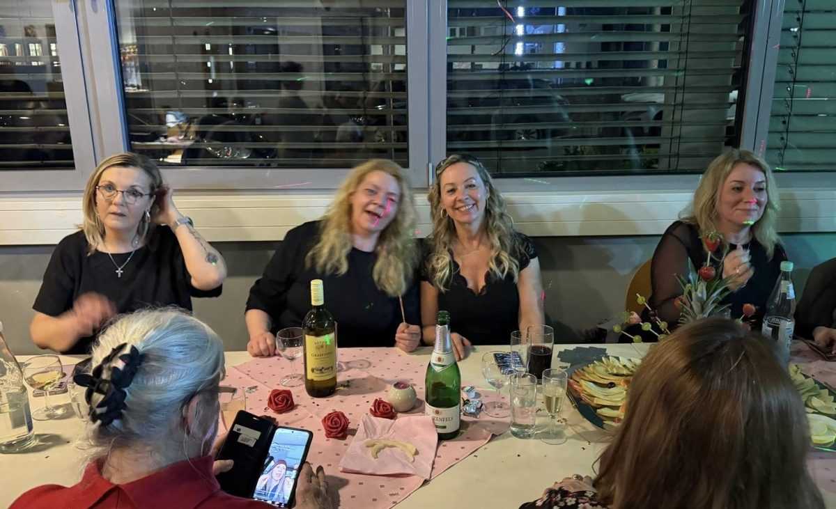 DAN ŽENA U STUTTGARTU: Udruga Srce Vatreno okupila brojne goste uz pjesmu i domaće specijalitete