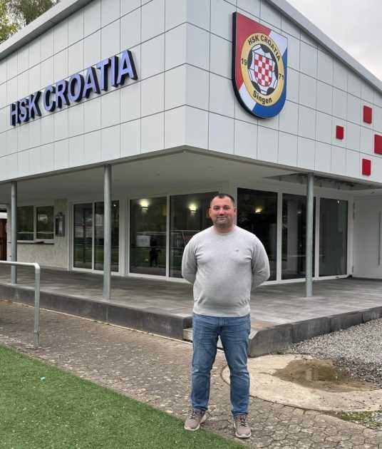 VELIKI DAN ZA HRVATE U SINGENU: Na današnje otvaranje Hrvatskog doma stiže oko 250 gostiju i uzvanika VELIKI DAN ZA HRVATE U SINGENU: Na današnje otvaranje Hrvatskog doma stiže oko 250 gostiju i uzvanika