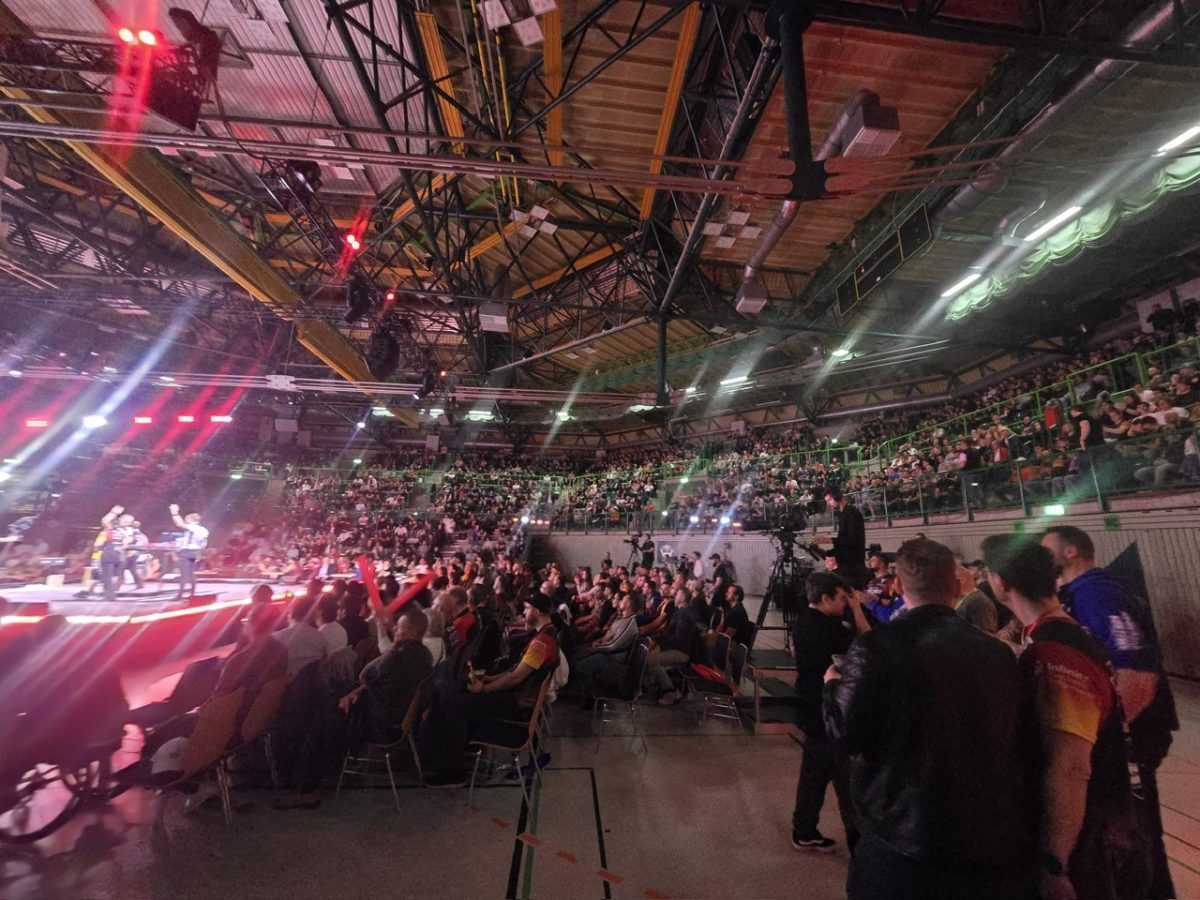 MOĆNA IZVEDBA U NJEMAČKOJ: Stijepo Gleđ Markos dobio ovacije na East vs West 23 MOĆNA IZVEDBA U NJEMAČKOJ: Stijepo Gleđ Markos dobio ovacije na East vs West 23